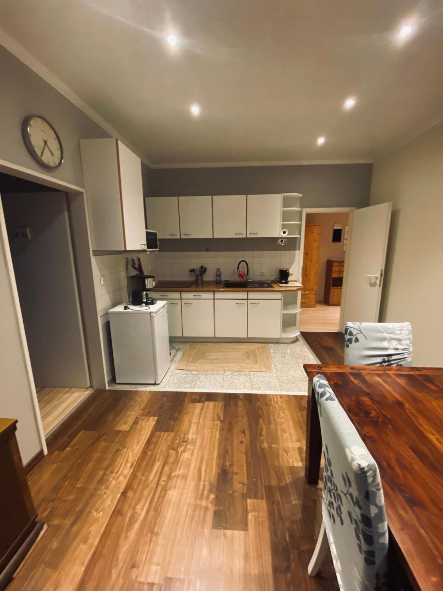 דירות Flat For Up To 4 People In Dresden-Striesen מראה חיצוני תמונה