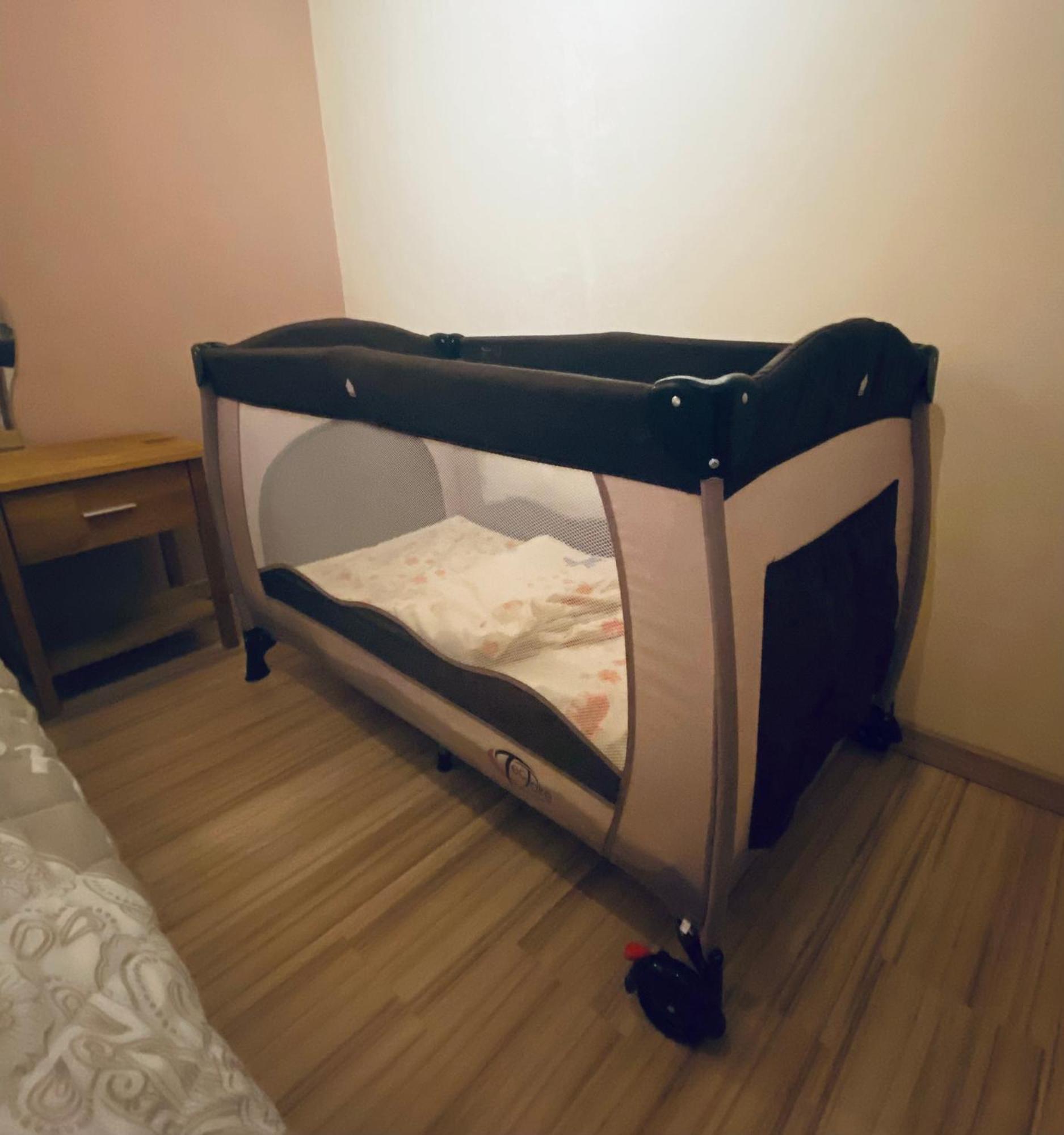 דירות Flat For Up To 4 People In Dresden-Striesen מראה חיצוני תמונה
